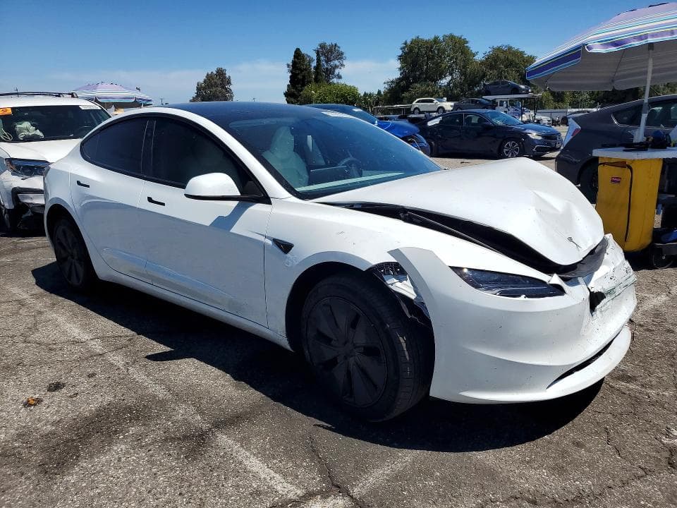 2026 TESLA MODEL 3 4