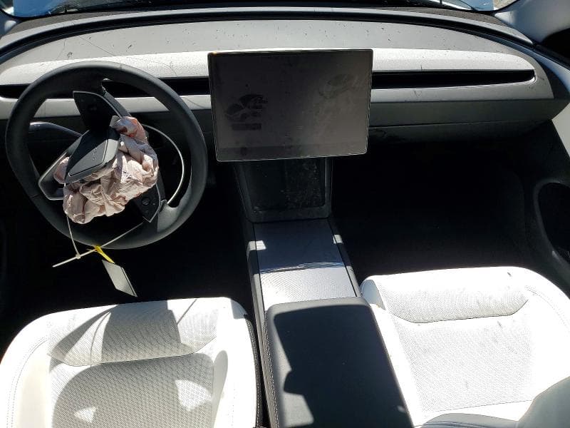 2026 TESLA MODEL 3 8