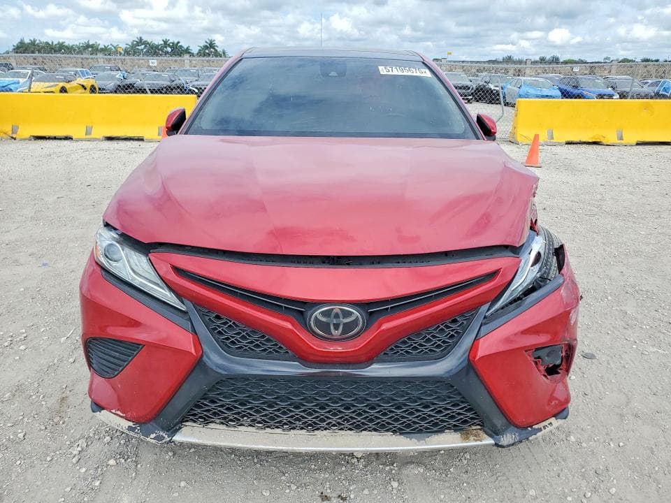 2020 TOYOTA CAMRY XSE 5