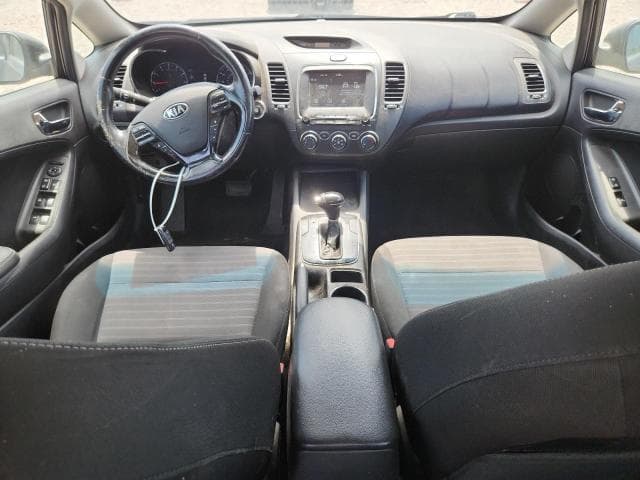 2017 KIA FORTE S 8