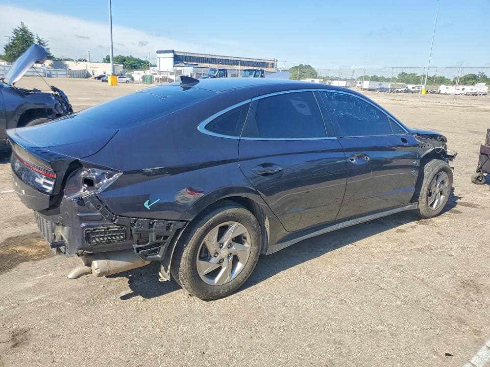 2025 HYUNDAI SONATA SE 3