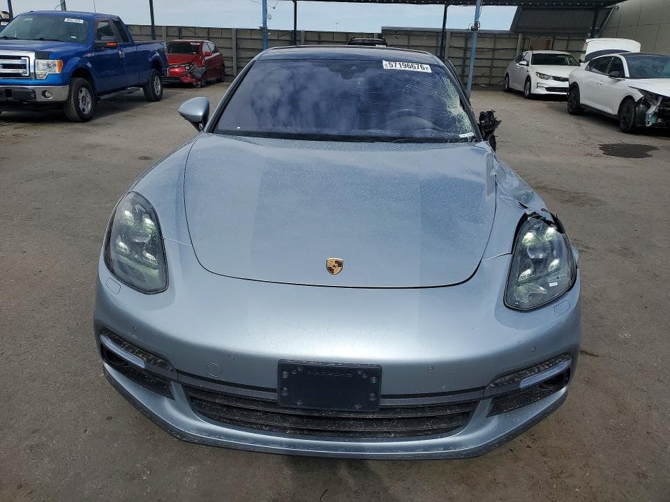 2018 PORSCHE PANAMERA 4S 5