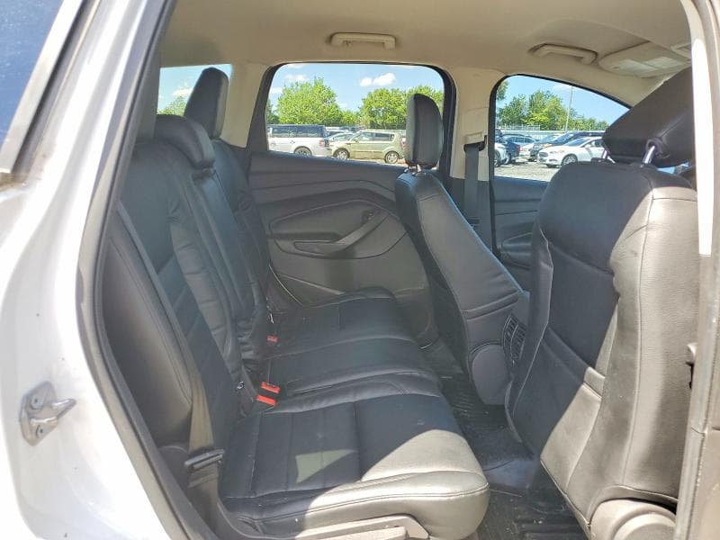 2018 FORD ESCAPE SE SE 11