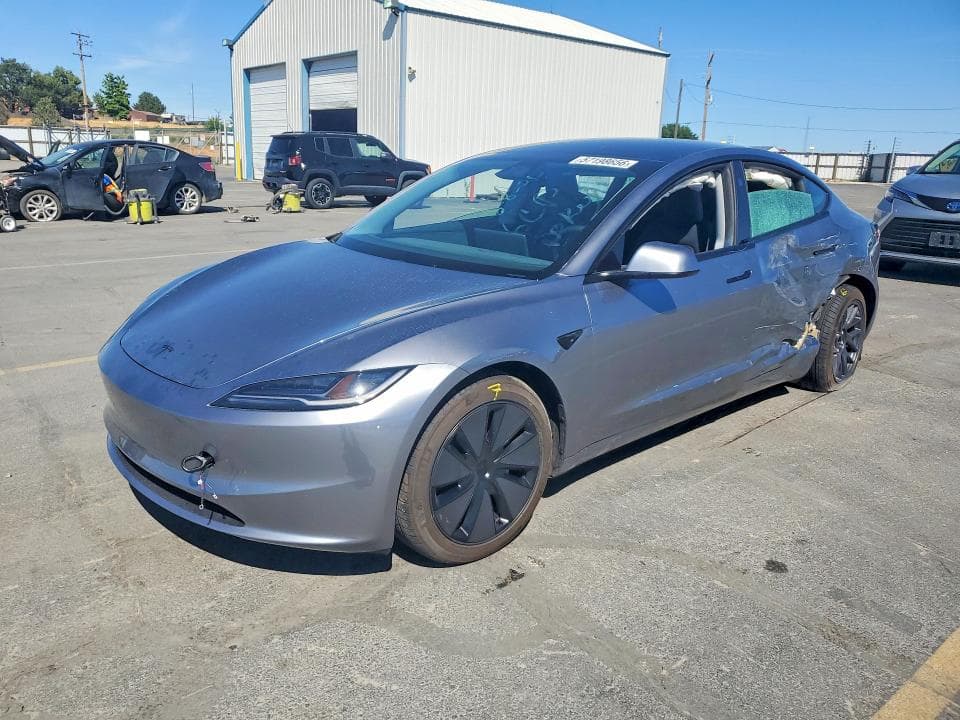2026 TESLA MODEL 3 - 1