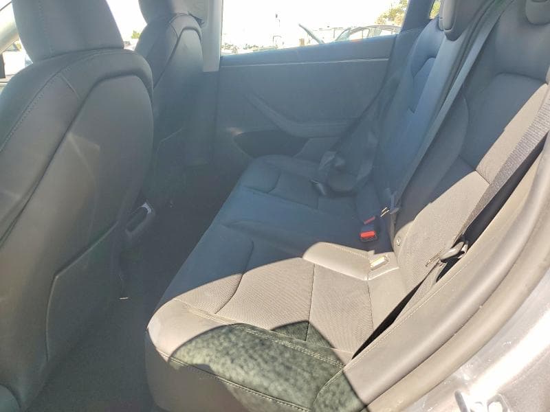 2026 TESLA MODEL 3 10