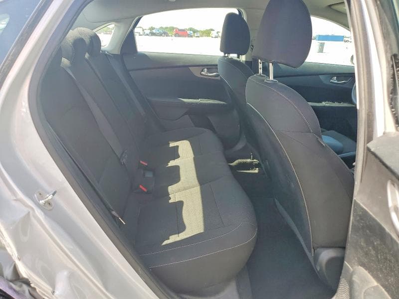 2019 KIA FORTE LXS 10