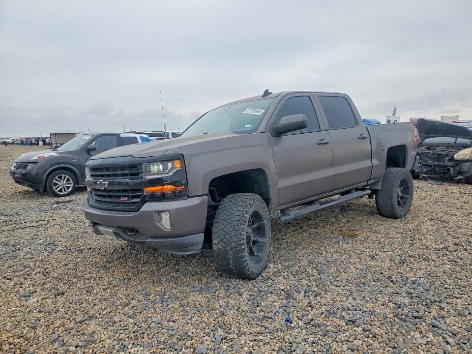 2017 CHEVROLET SILVERADO K1500 LT - 1