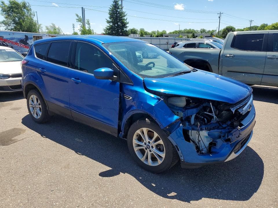 2017 FORD ESCAPE SE SE 4