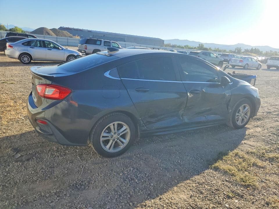 2018 CHEVROLET CRUZE LT 3
