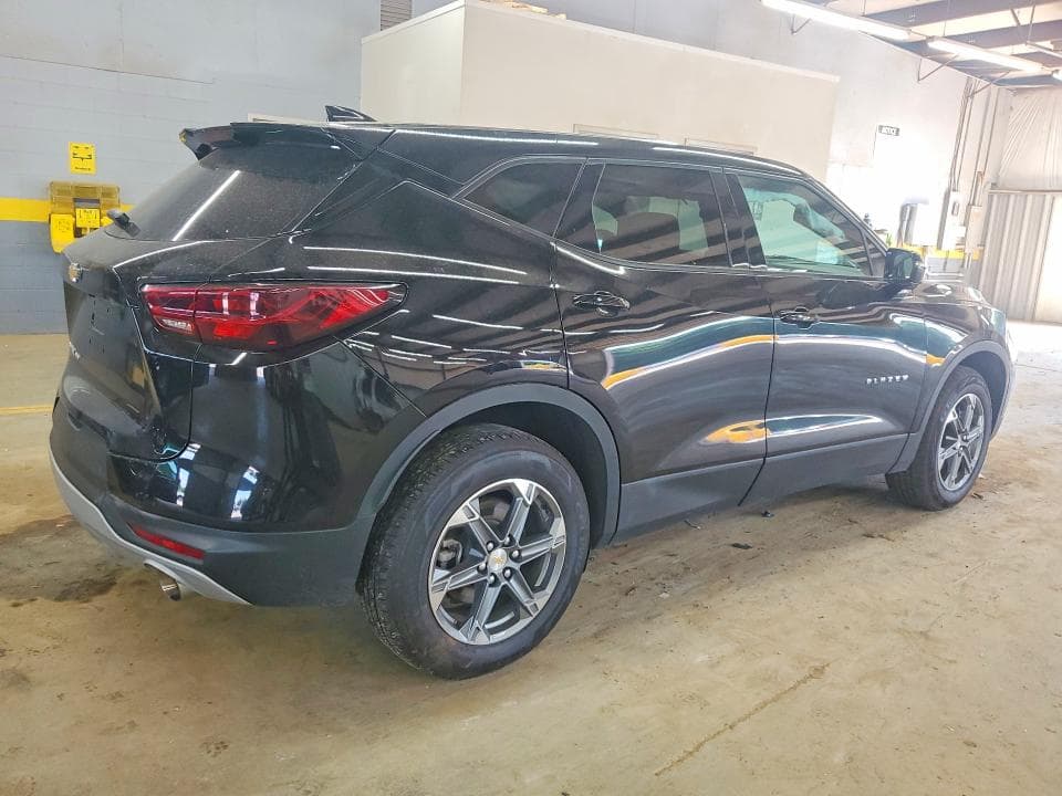 2023 CHEVROLET BLAZER 1LT 3
