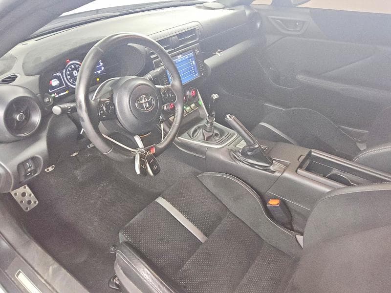 2025 TOYOTA GR 86 PREMIUM 8