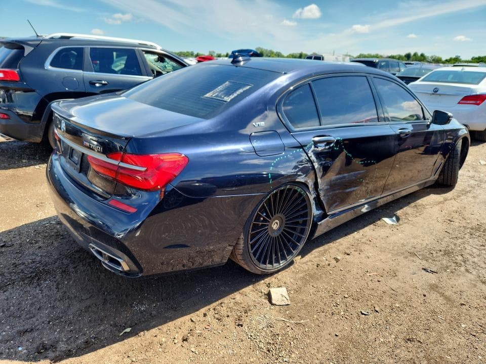 2019 BMW M760 XI 3