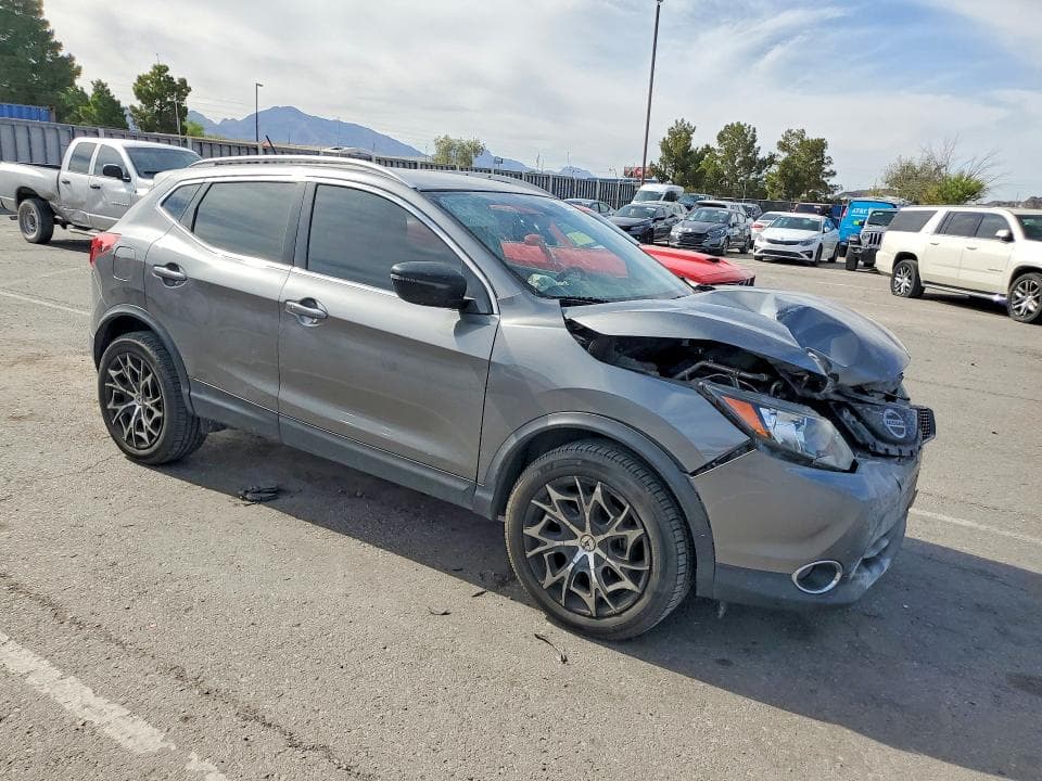 2018 NISSAN ROGUE SPORT SV 4