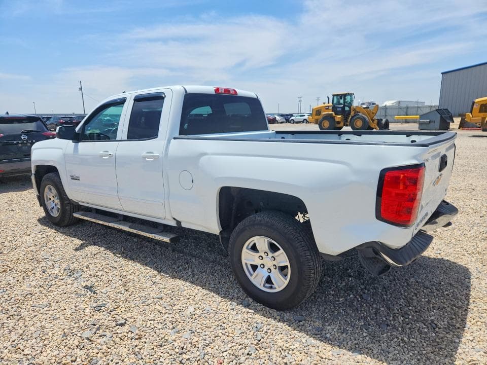 2018 CHEVROLET SILVERADO C1500 LT 2