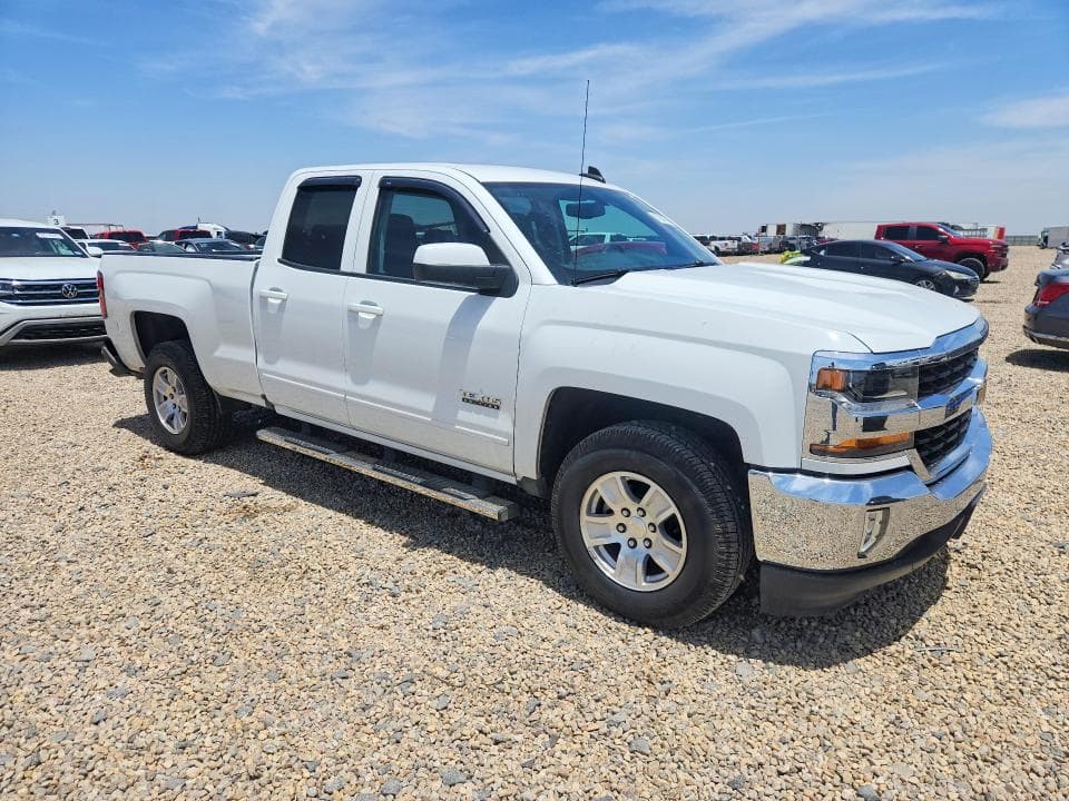 2018 CHEVROLET SILVERADO C1500 LT 4