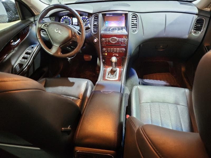 2017 INFINITI QX50 BASE BASE 8