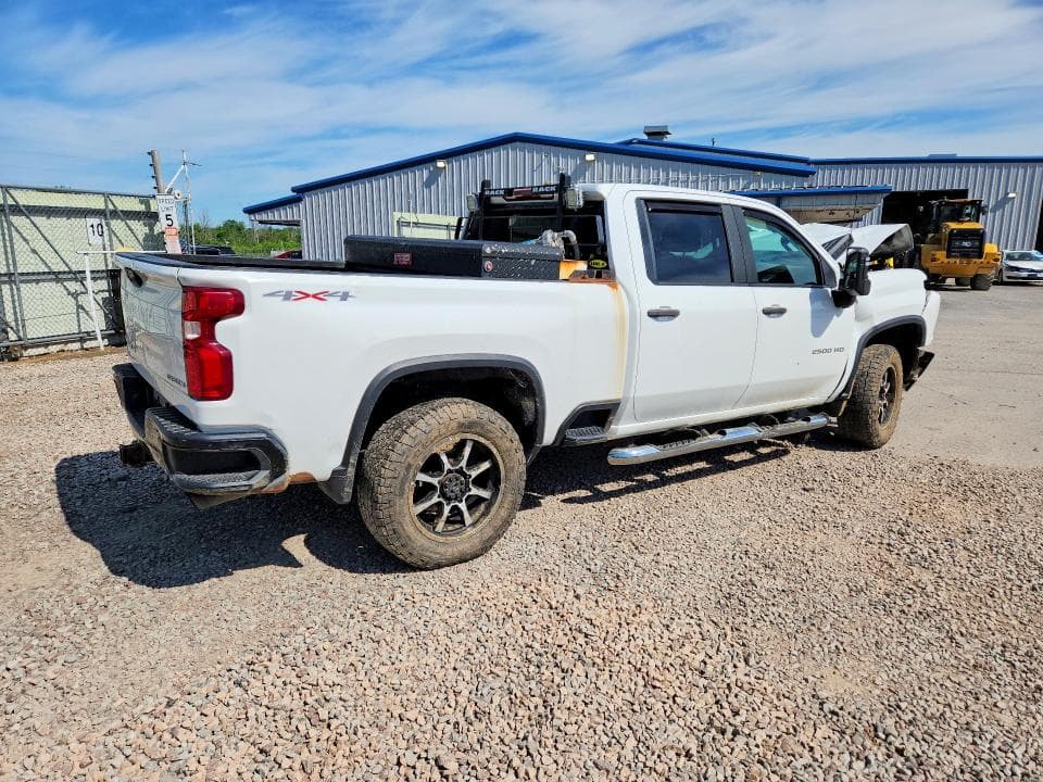 2020 CHEVROLET SILVERADO K2500 CUSTOM 3