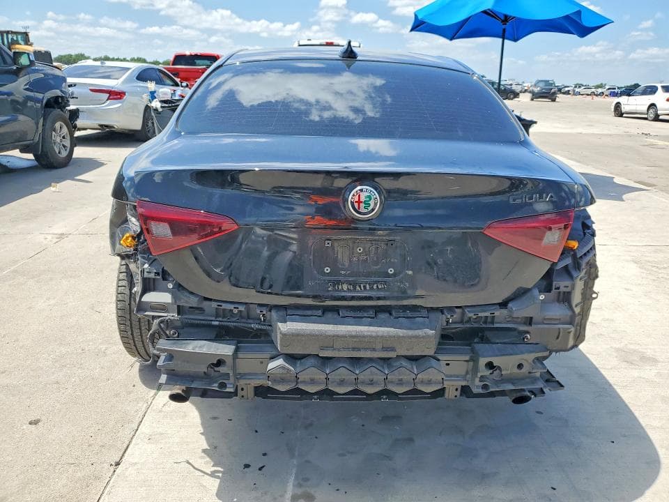 2019 ALFA ROMEO GIULIA 6