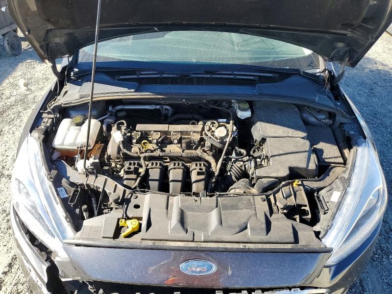 2018 FORD FOCUS SE 11