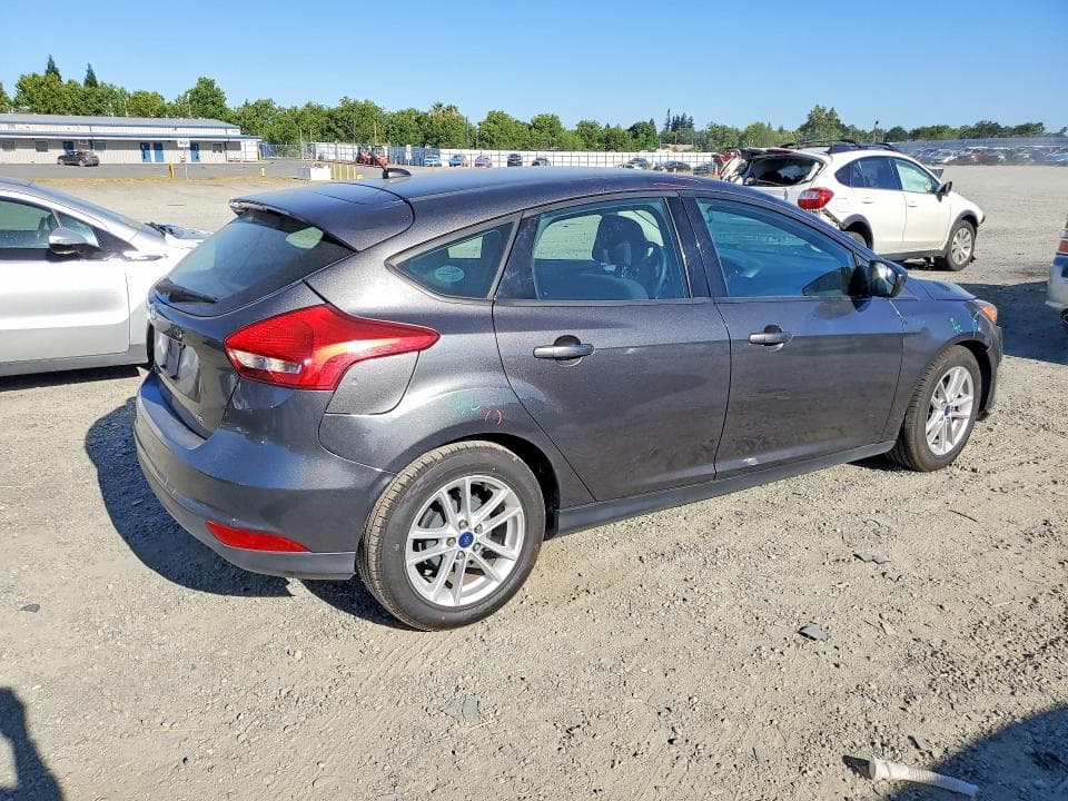 2018 FORD FOCUS SE 3