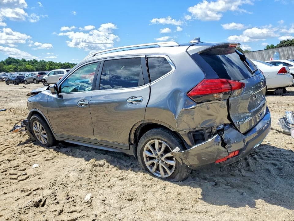2017 NISSAN ROGUE SV 2