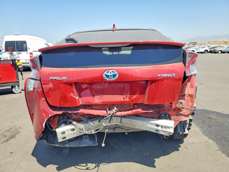 2017 TOYOTA PRIUS TWO 6