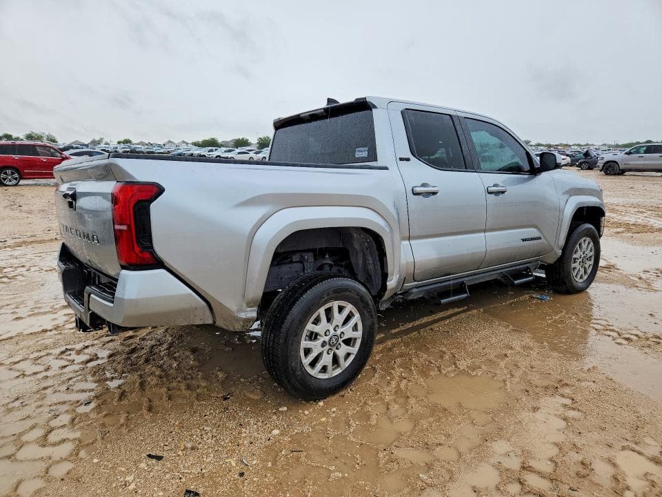 2025 TOYOTA TACOMA SR5 3