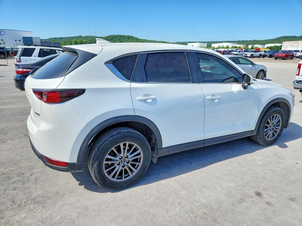 2017 MAZDA CX-5 TOURING 3