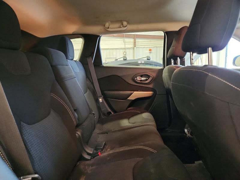 2017 JEEP CHEROKEE LATITUDE 11