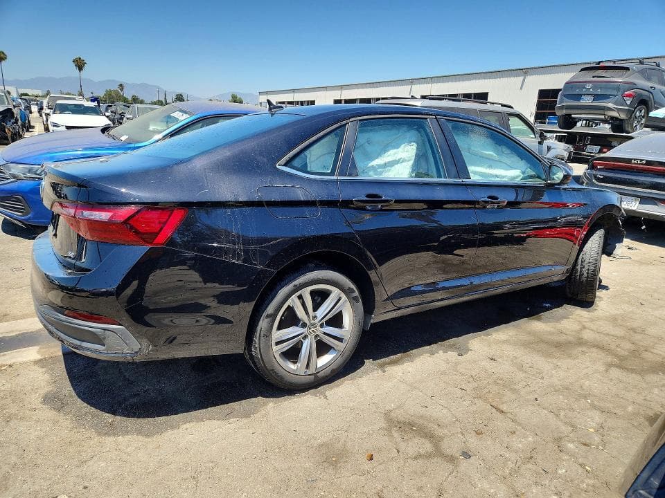 2024 VOLKSWAGEN JETTA SE 3