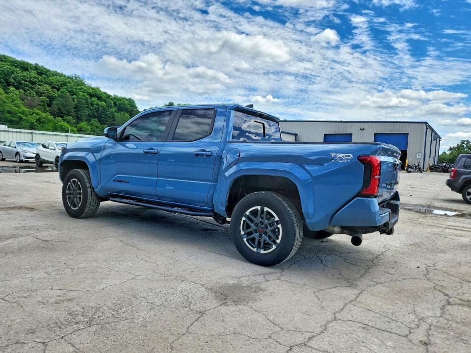 2026 TOYOTA TACOMA TRD SPORT 2