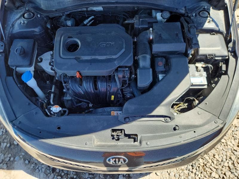 2018 KIA OPTIMA S 11