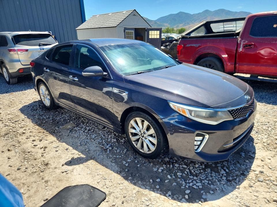 2018 KIA OPTIMA S 4