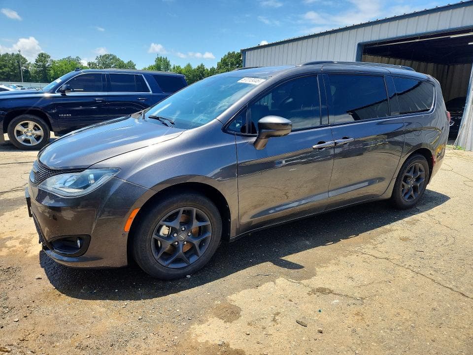 2019 CHRYSLER PACIFICA TOURING PLUS 2
