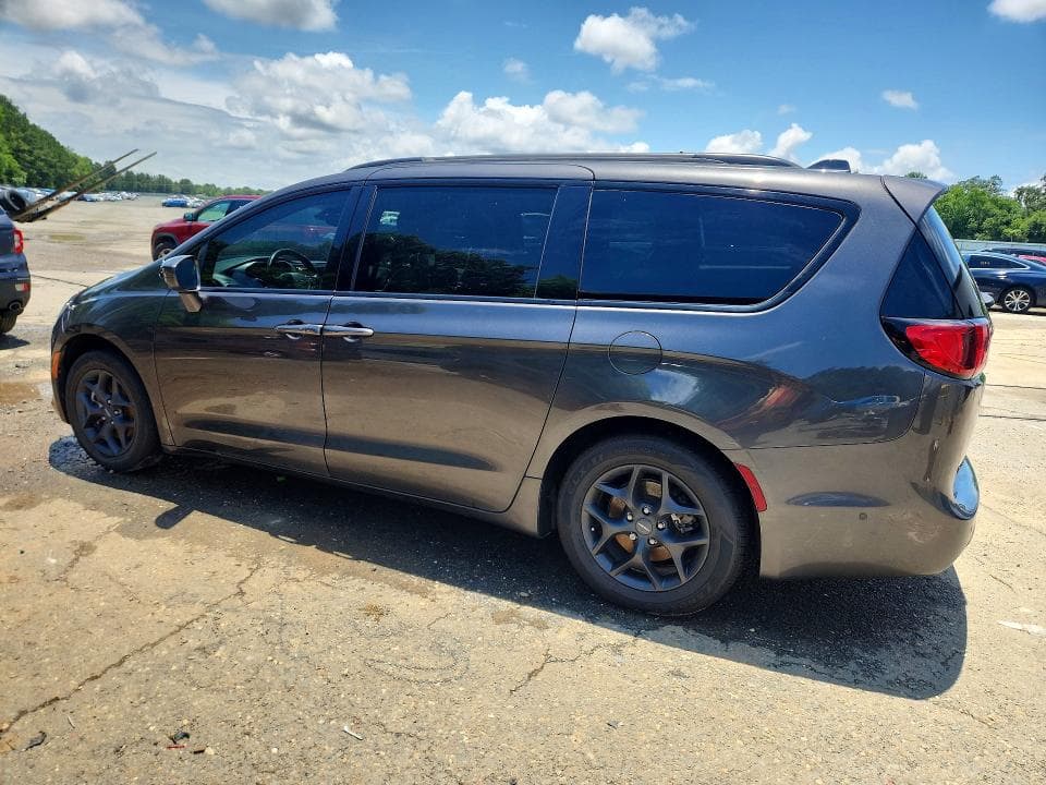 2019 CHRYSLER PACIFICA TOURING PLUS 3
