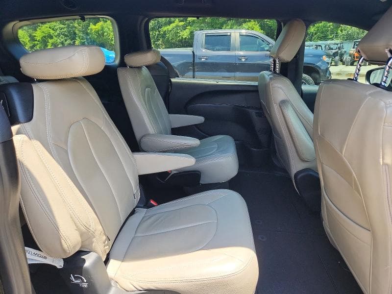 2019 CHRYSLER PACIFICA TOURING PLUS 12