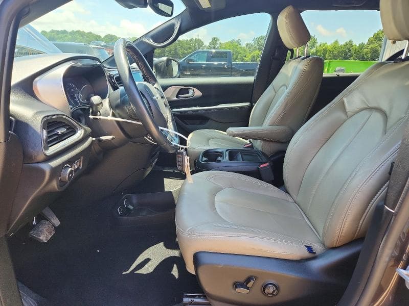 2019 CHRYSLER PACIFICA TOURING PLUS 8