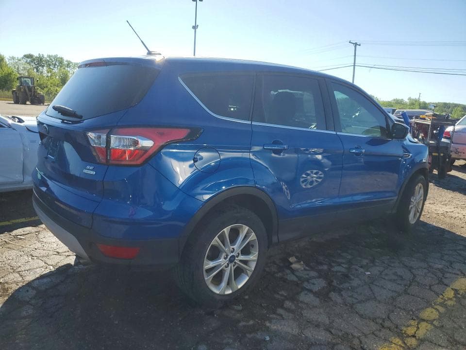 2017 FORD ESCAPE SE 3