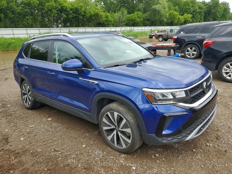2022 VOLKSWAGEN TAOS SE SE 4