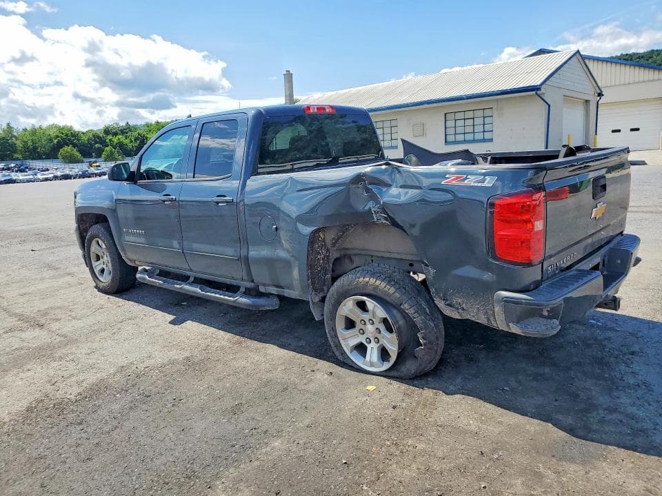 2017 CHEVROLET SILVERADO K1500 LT 2