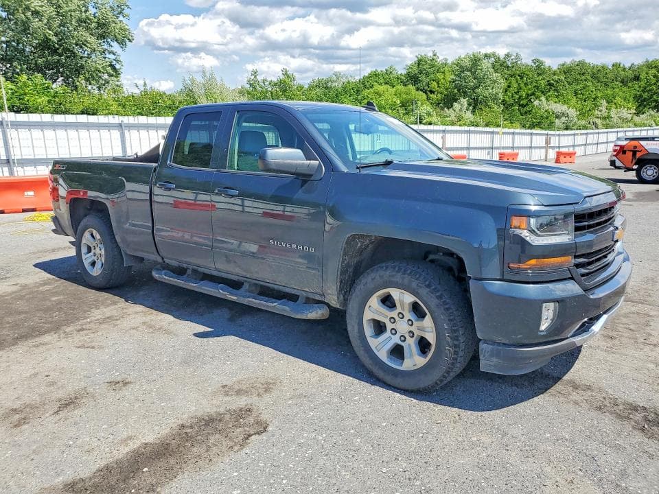 2017 CHEVROLET SILVERADO K1500 LT 4