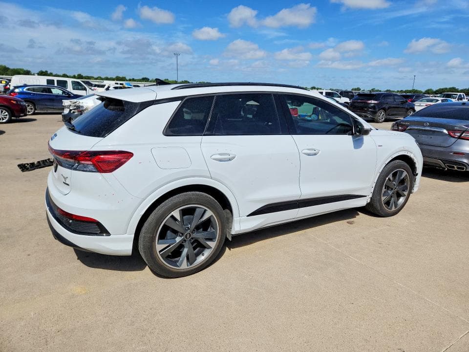 2024 AUDI Q4 E-TRON PREMIUM 3