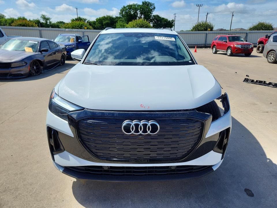 2024 AUDI Q4 E-TRON PREMIUM 5