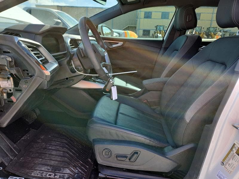 2024 AUDI Q4 E-TRON PREMIUM 7