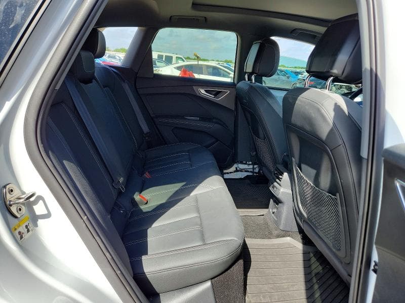 2024 AUDI Q4 E-TRON PREMIUM 10