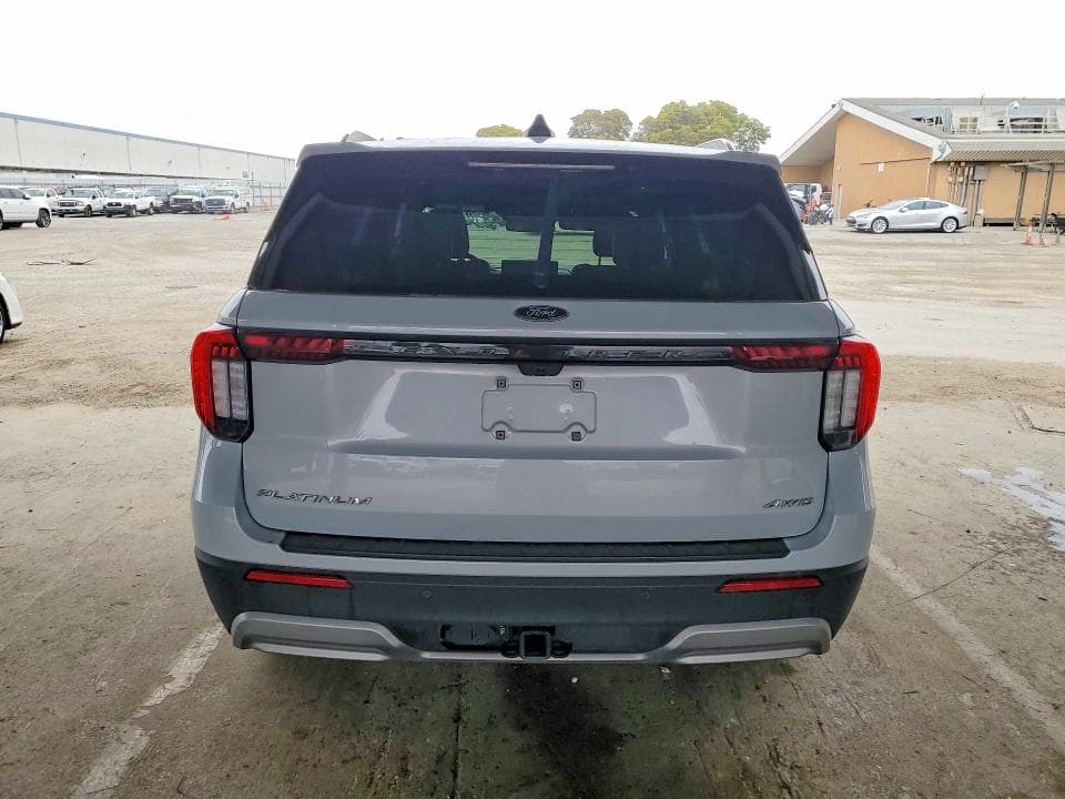 2025 FORD EXPLORER PLATINUM 6