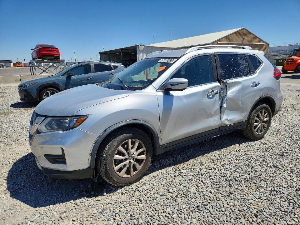 2017 NISSAN ROGUE SV