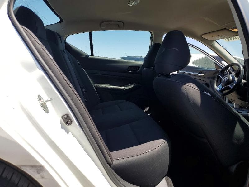 2023 NISSAN ALTIMA SV 10