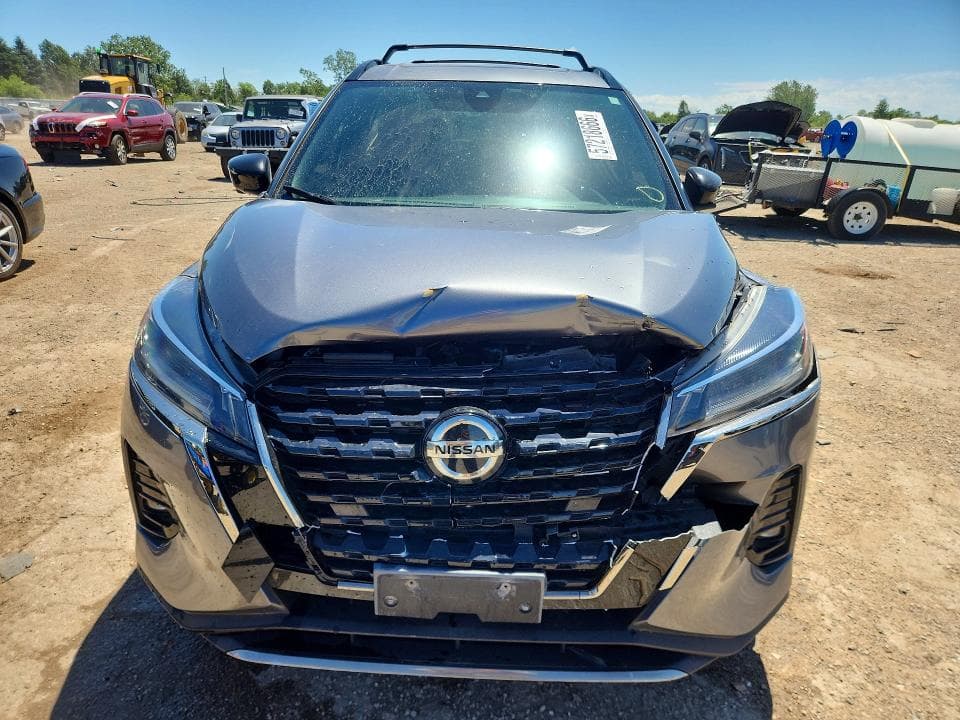 2021 NISSAN KICKS SR SR 5