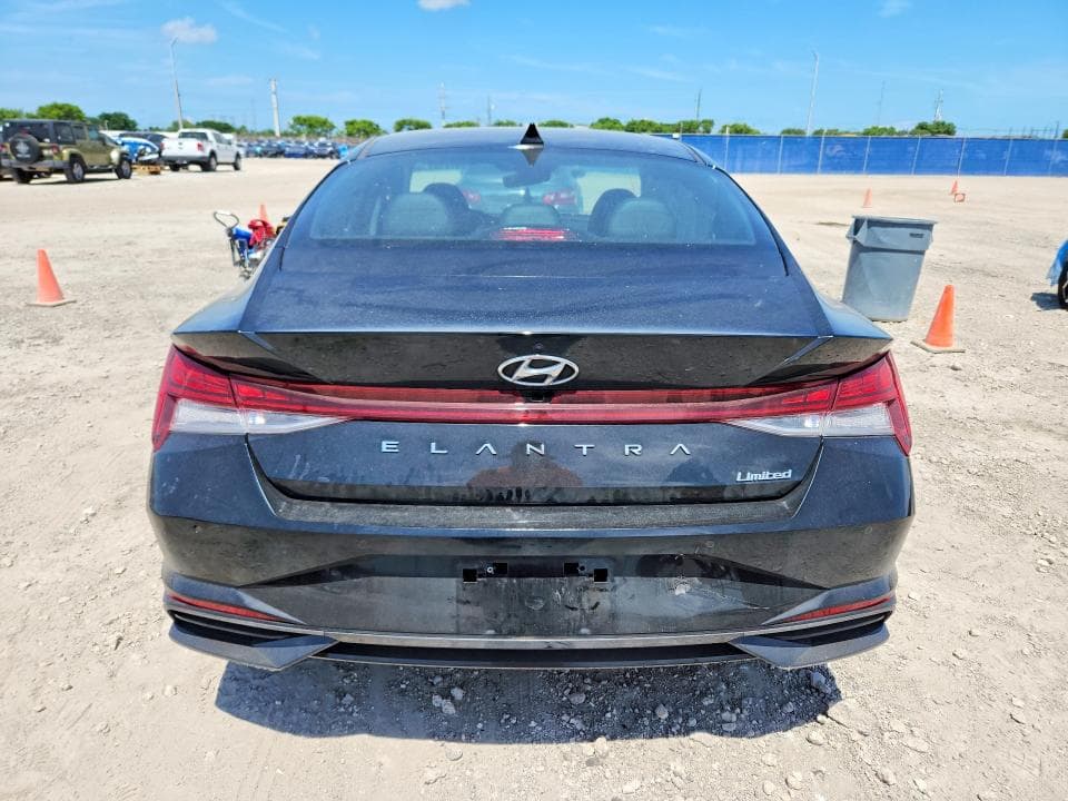 2023 HYUNDAI ELANTRA LIMITED 6